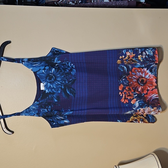 Cabi Artist Blue Multi Floral Cami Top - Picture 3 of 7
